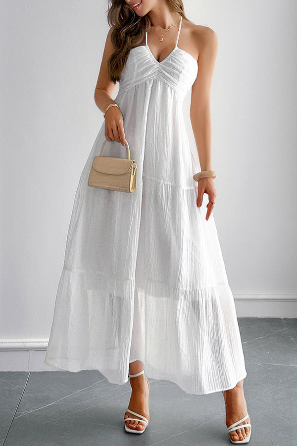 Elegante Maxikjole med Halterneck-design til Ferie-vibes