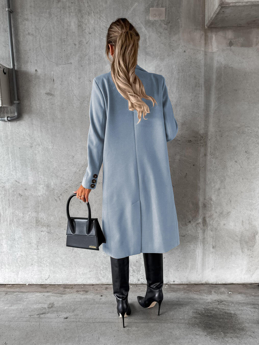 Lång vinterjacka | Traditionell design med knappslå