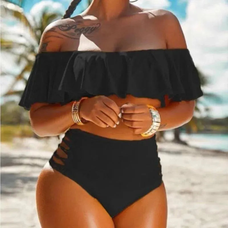 Högmidjad bikini för stranden