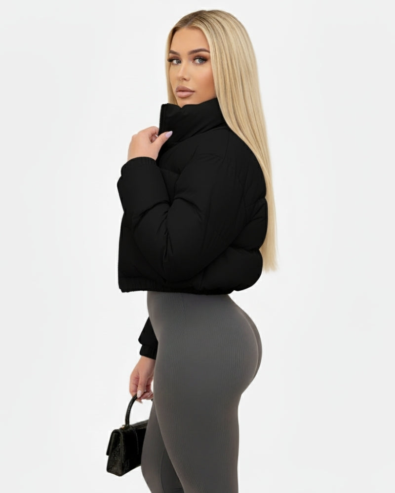 Dame Kort Pufferjakke – Let Vinterjakke til kolde vinterdage i Sort, Brun og Grå