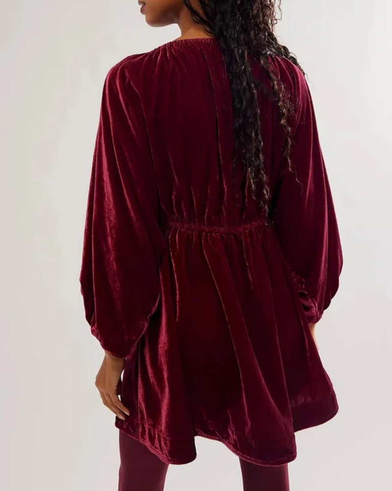 Dame-Minikjole – Kort, langærmet, lukket