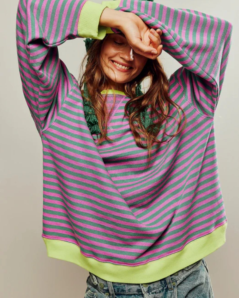 Dame pullover i over størrelse – Moderne stribet design