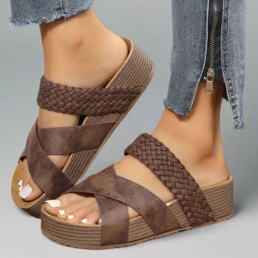 Sandaler för damer med ortopediskt stöd och komfort