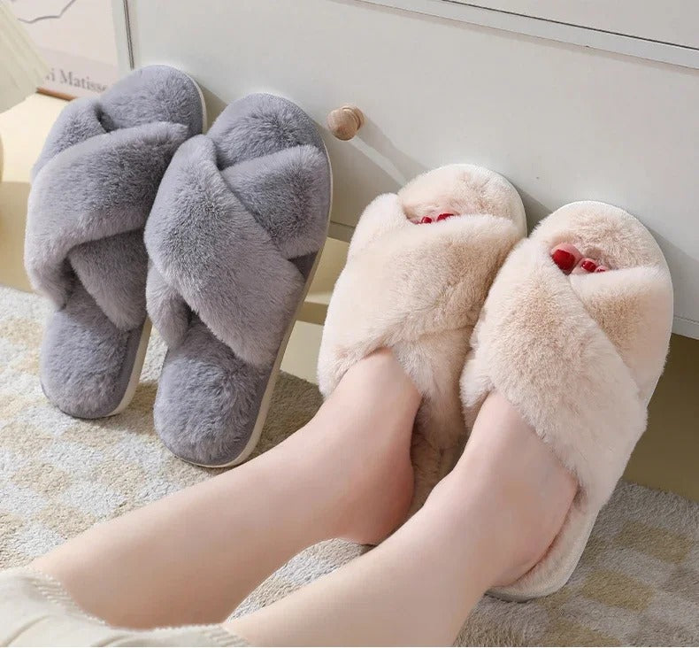 Bløde Hjemmesko med Krydsede Remme - Komfort og Stil