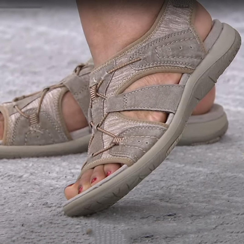 Sandaler med ortopedisk design och kardborreband