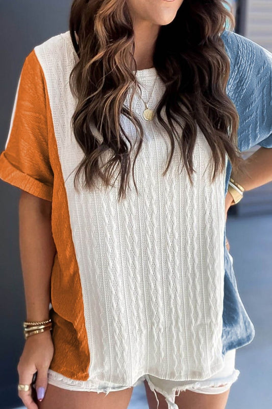 Farverigt T-Shirt med Moderne Snit og Casual Stil