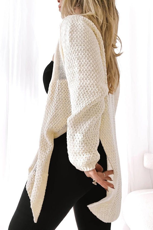 Elegant lang cardigan i blødt strik