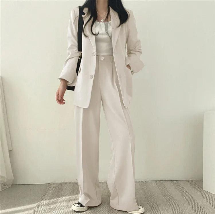Elysia | Tvådelad Kostym med Lång Blazer för Moderna Kvinnor
