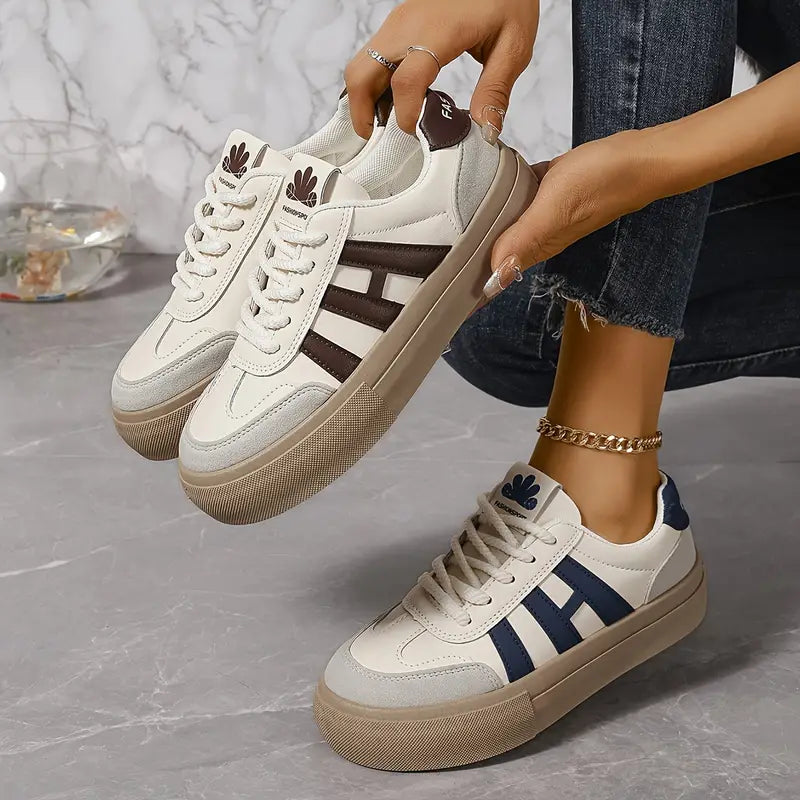 Retro Sneakers för kvinnor med snörning och komfortabel design