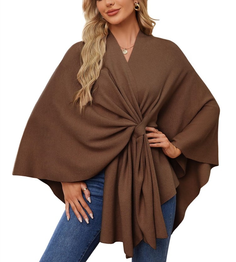 Luksuriøs og stilfuld poncho-sjal til elegant lag-på-lag