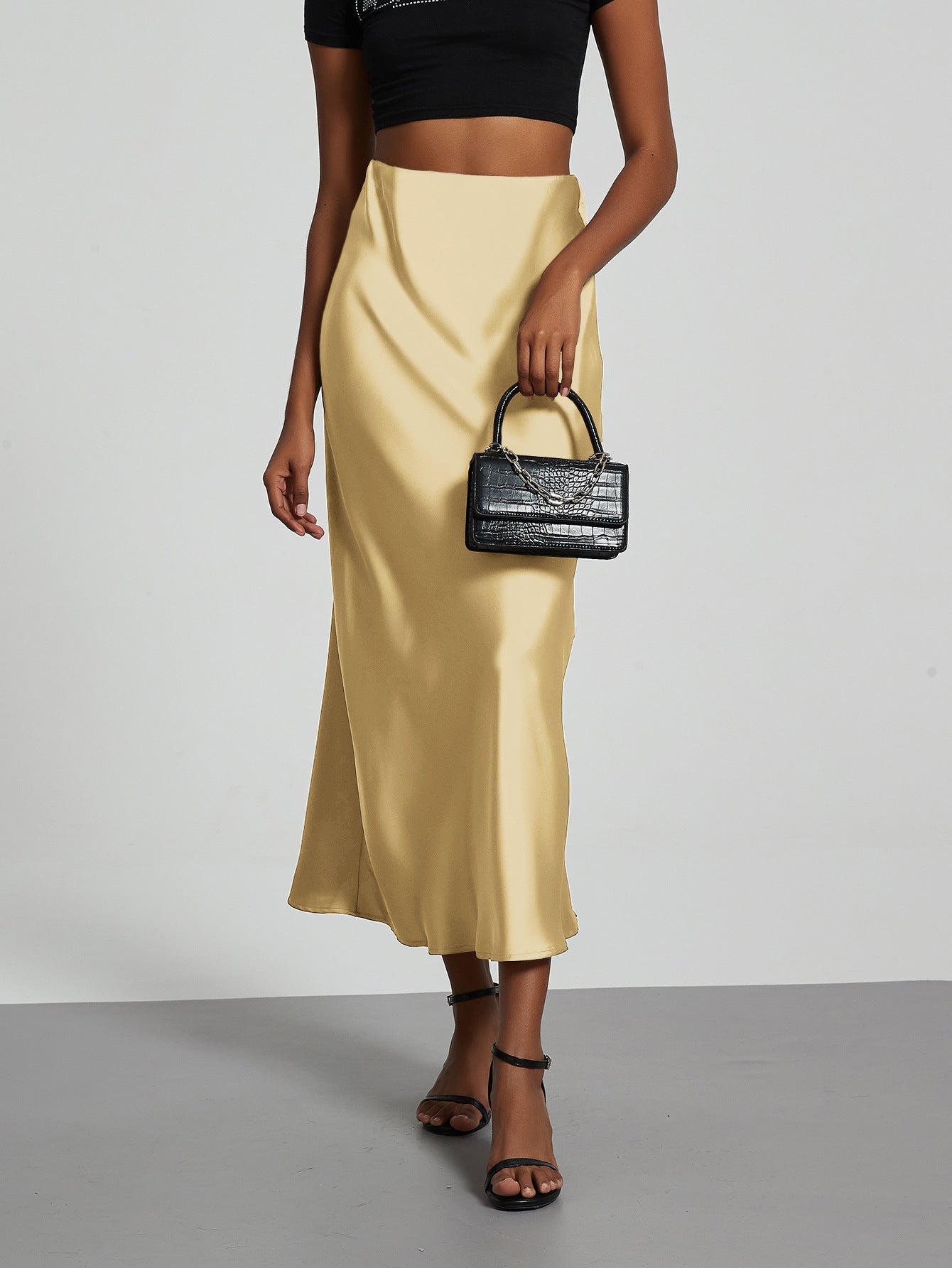 Elegant Satinkjol för Dam - Linnea