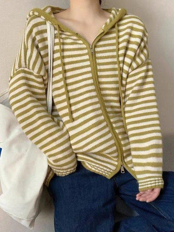 Chic Stribet Cardigan med Hætte og Lynlås