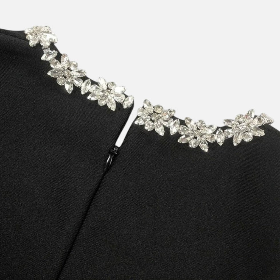 Velvet mini kjole med dekorativ sten trim