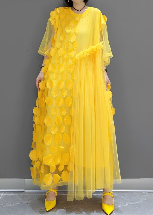 Elara - Asymmetrisk klänning med modern elegans