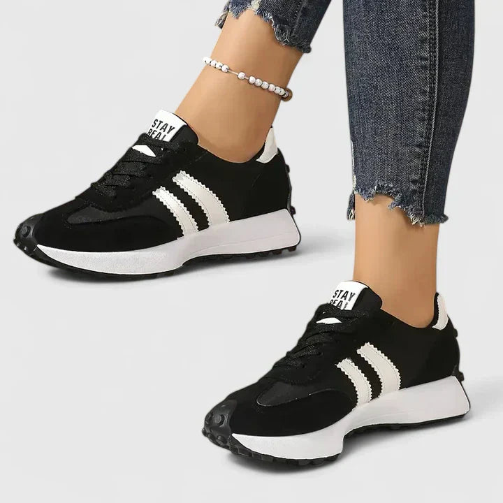Sofia | Trendiga Sneakers för Vårens Äventyr
