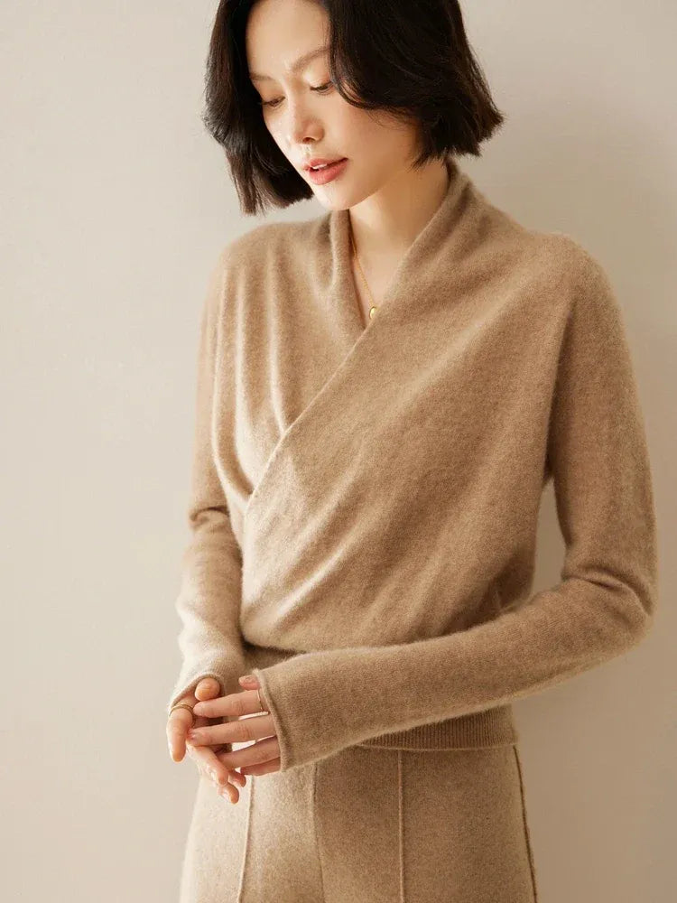 Cashmere wrap sweater med V-hals