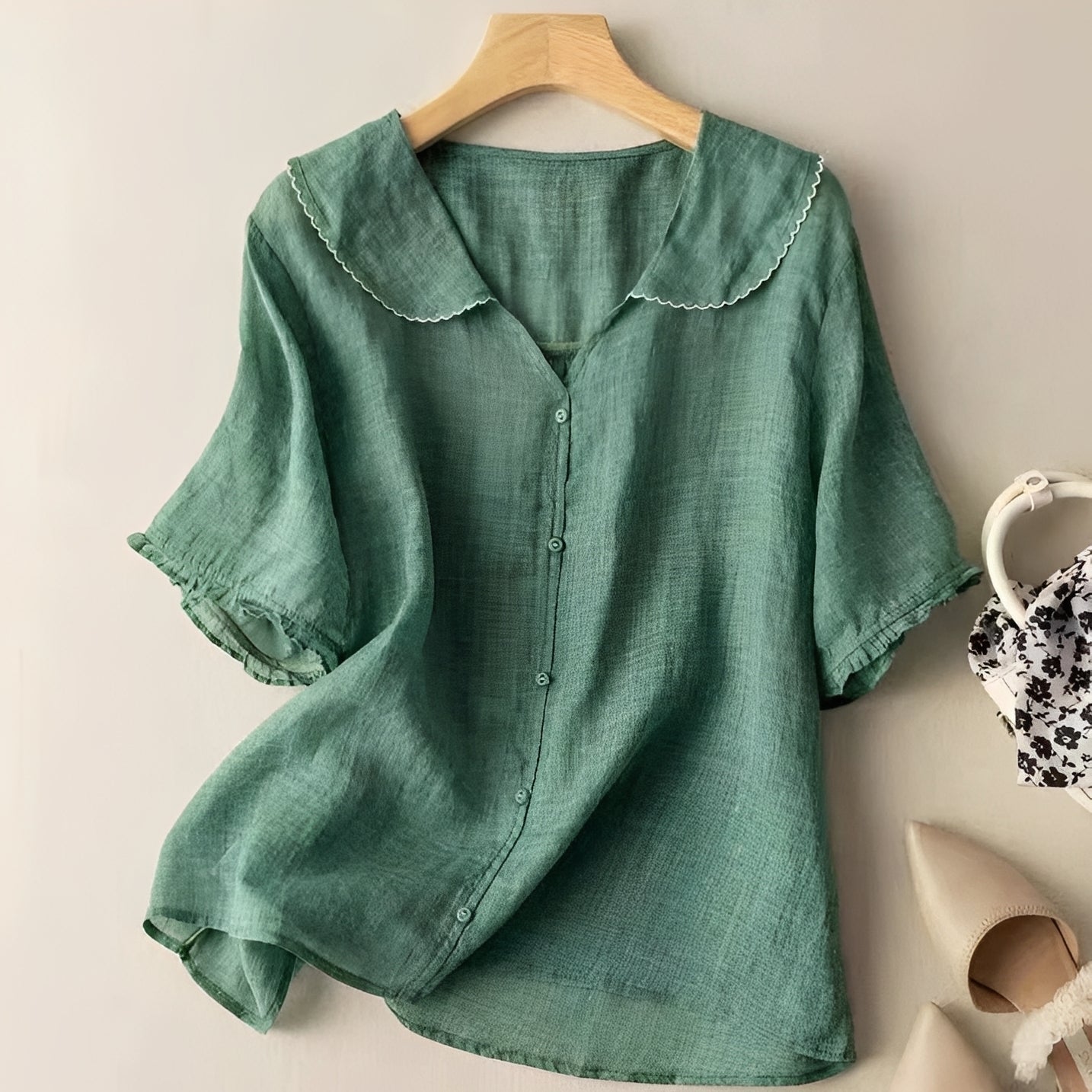 Evelina - Elegant och avslappnad blus för kvinnor