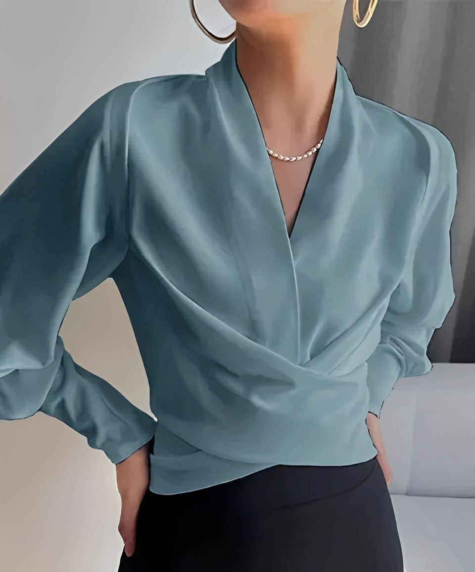 Livia - Chic V-ringad Blus