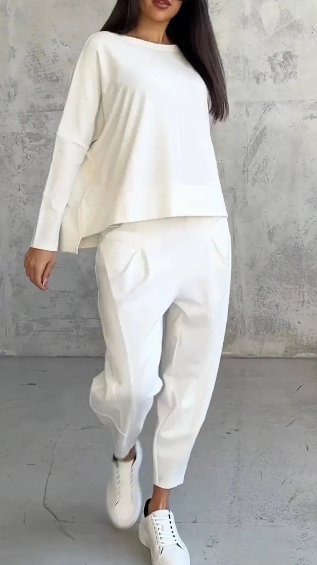 Elegant set med långärmad blus och byxor – Stilfull avkoppling