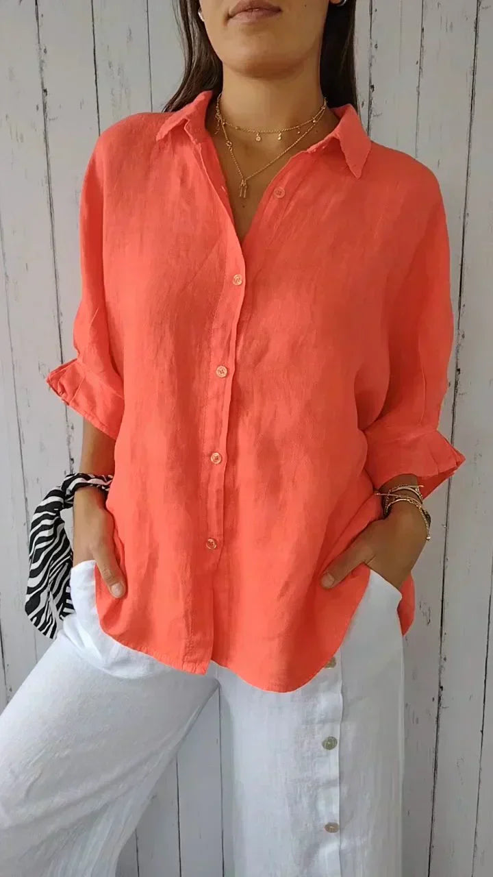 Era - Elegant och tidlös blus med knapplista