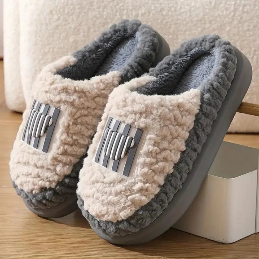 Klassiska Slip-On Tofflor – Pålitlig värme för hemmet