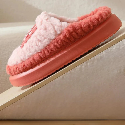 Klassiska Slip-On Tofflor – Pålitlig värme för hemmet