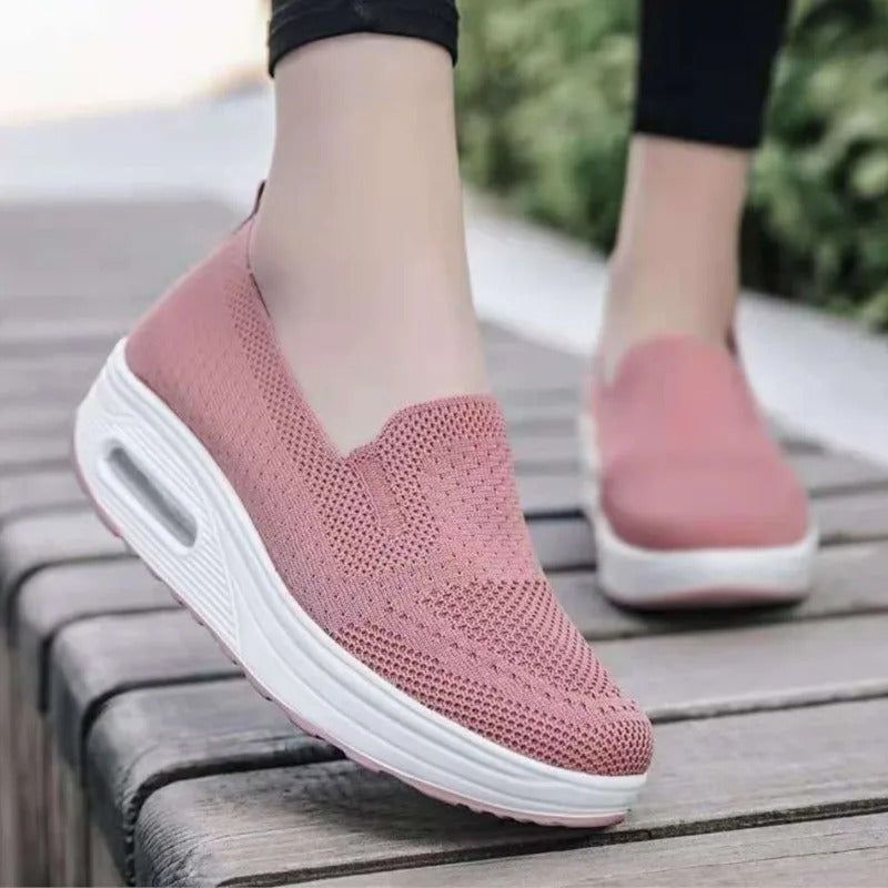 Luftiga Sneakers för Kvinnor – Stil och Komfort i Varje Steg