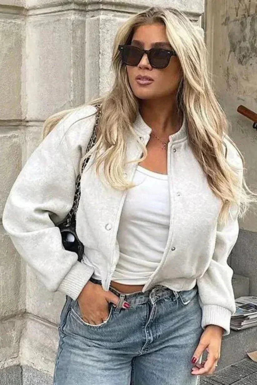 Cropet bomberjakke til kvinder | Sporty og stilfuld