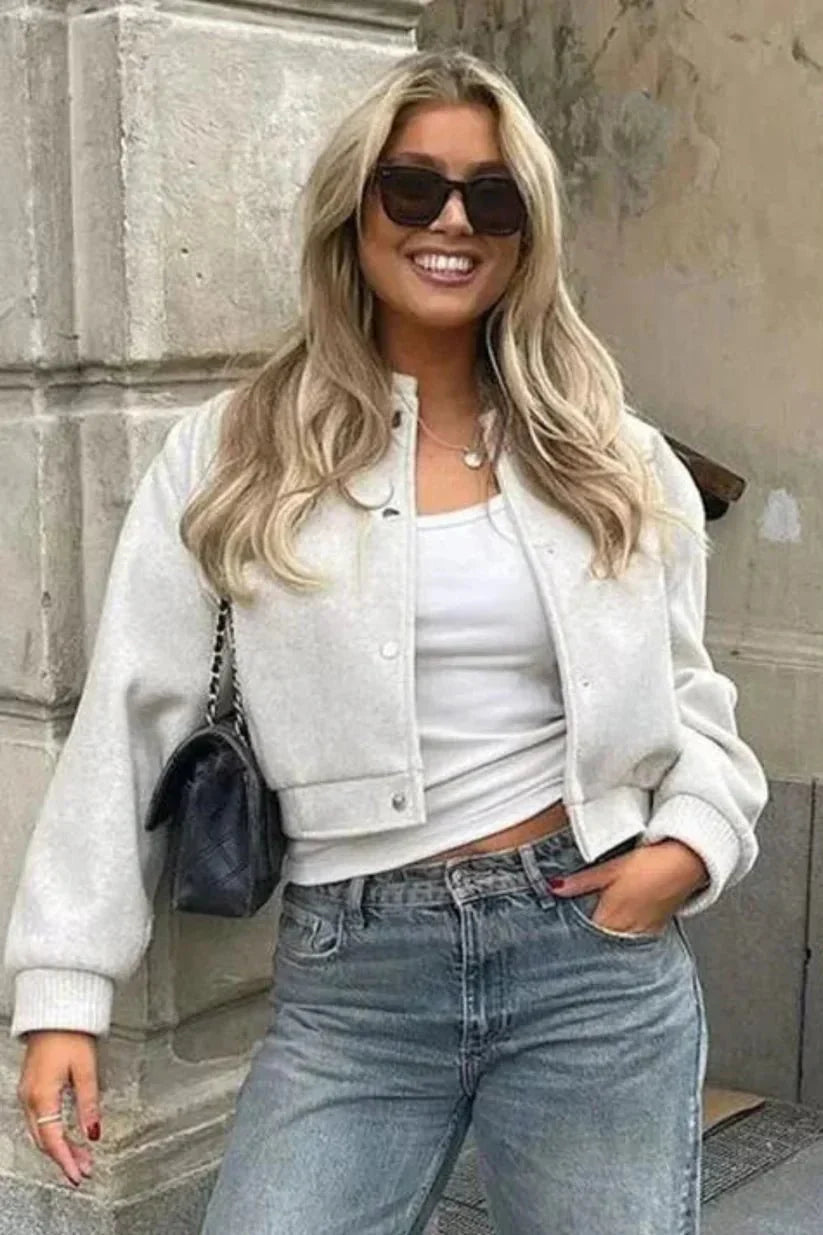 Cropet bomberjakke til kvinder | Sporty og stilfuld