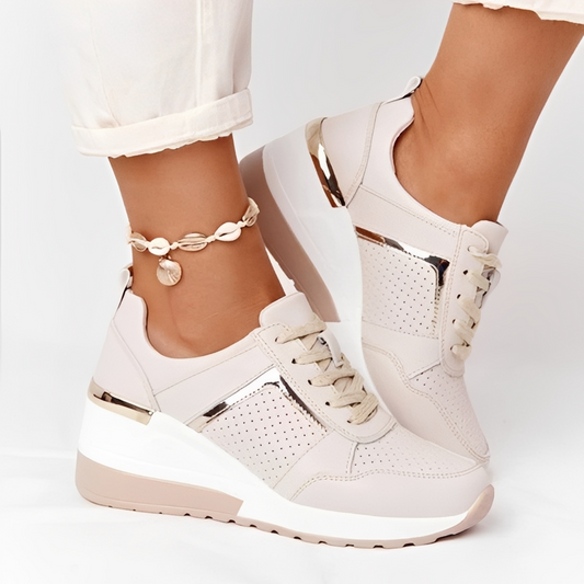 LuxeStride - Eleganta och Trendiga Sneakers för Damer
