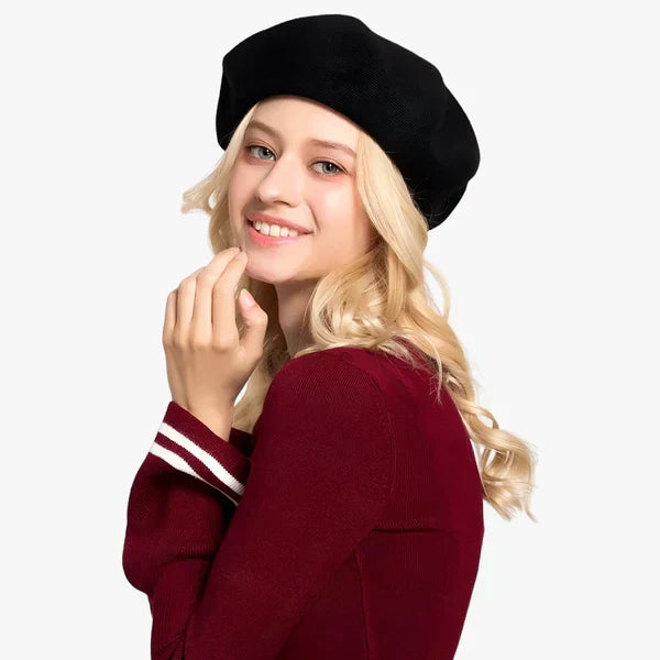 Varm og Holdbar Strikket Baskerhue i Uld til Vinter