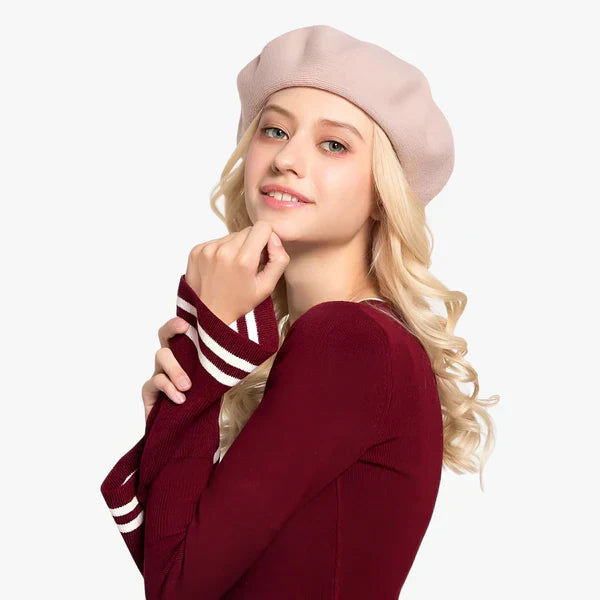 Varm og Holdbar Strikket Baskerhue i Uld til Vinter