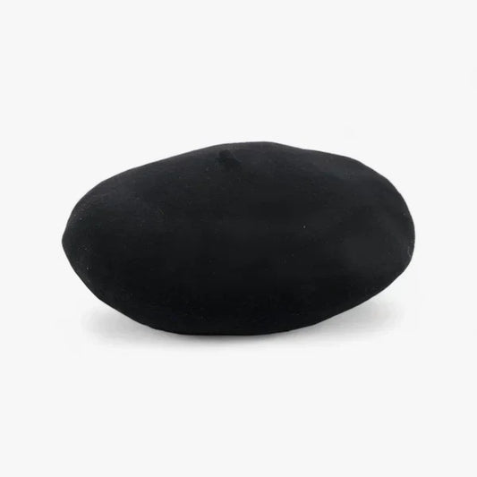 Varm og Holdbar Strikket Baskerhue i Uld til Vinter