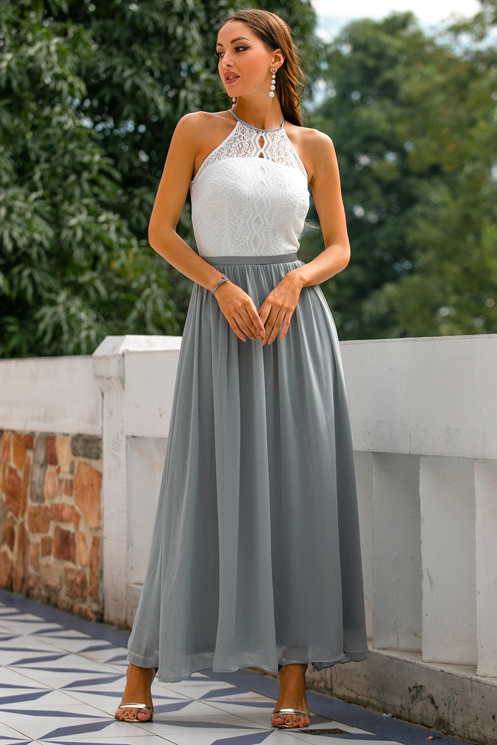 Elegant Halter Maxi Klänning för Festliga Tillfällen