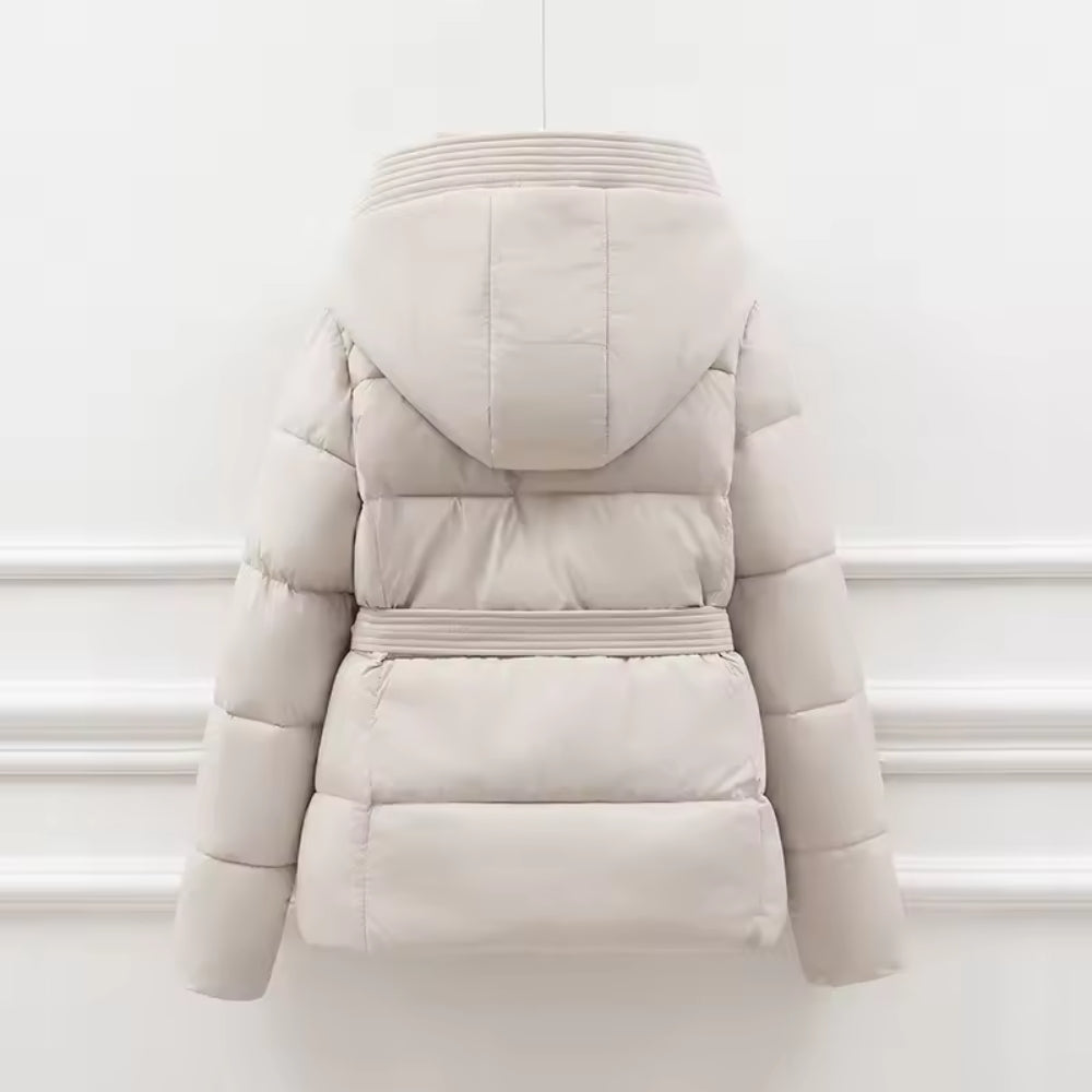 Varmende vinterjakke med bælte – Moderne pufferhætte til kvinder